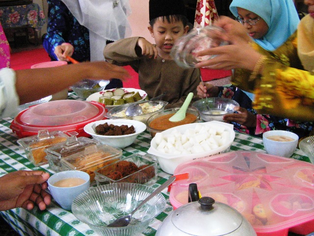 Eid al-Fitr meal in Malaysia
