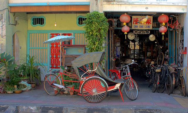 Kota Kinabalu will soon be crawling with these pedestrian-pulled contraptions (Photo by Chelsea Hicks)