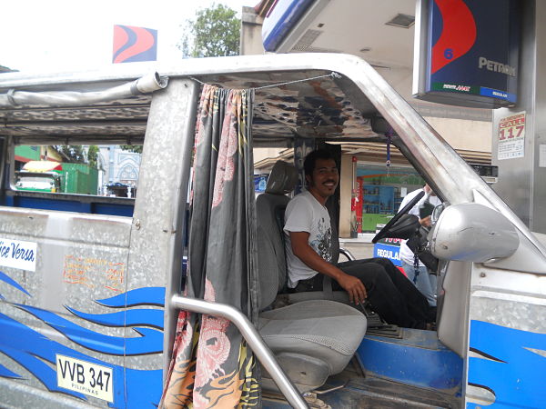 Multi-cab drivers are excellent sources of route information on street level