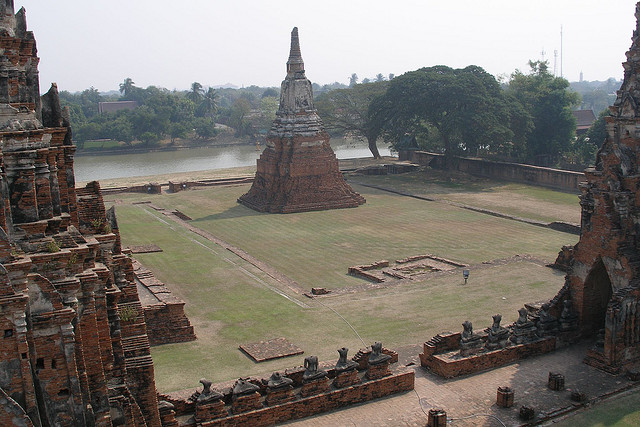 Imagine the bygone splendor of Ayutthaya visiting temple ruins (Photo by Miguel Vieira)