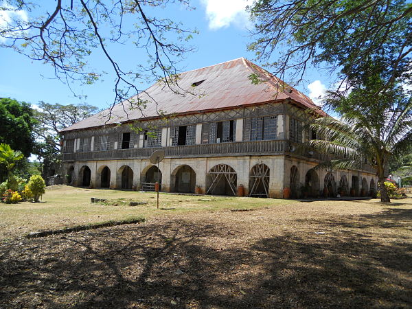 Side view of Lazi Convent
