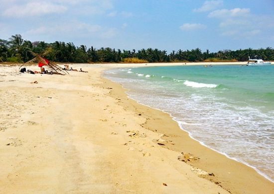 Lazarus Islands Beach